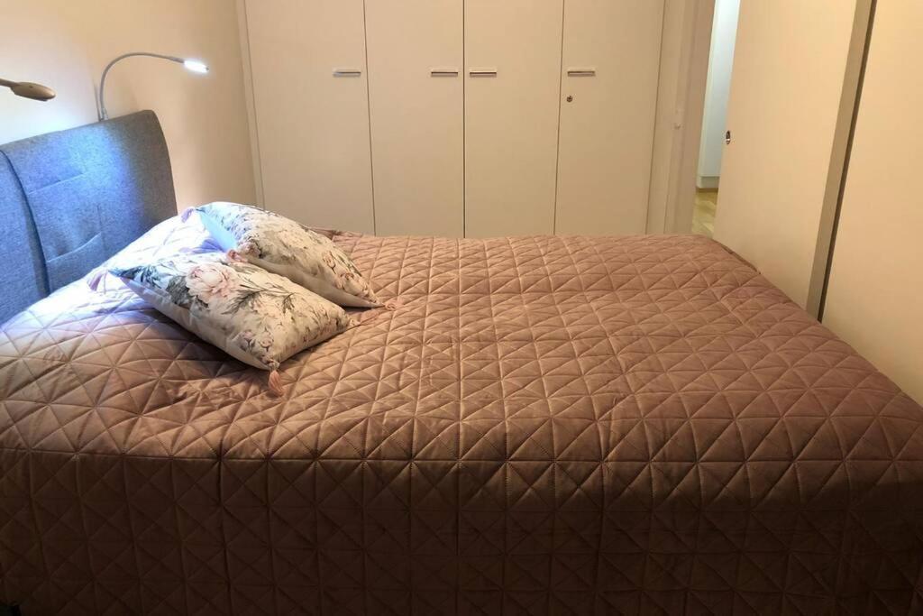 Keskustan Kaksio 45 M2 Autopaikalla, Rautatienkatu 19, 9 Krs Appartement Oulu Buitenkant foto