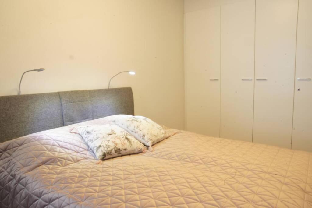 Keskustan Kaksio 45 M2 Autopaikalla, Rautatienkatu 19, 9 Krs Appartement Oulu Buitenkant foto